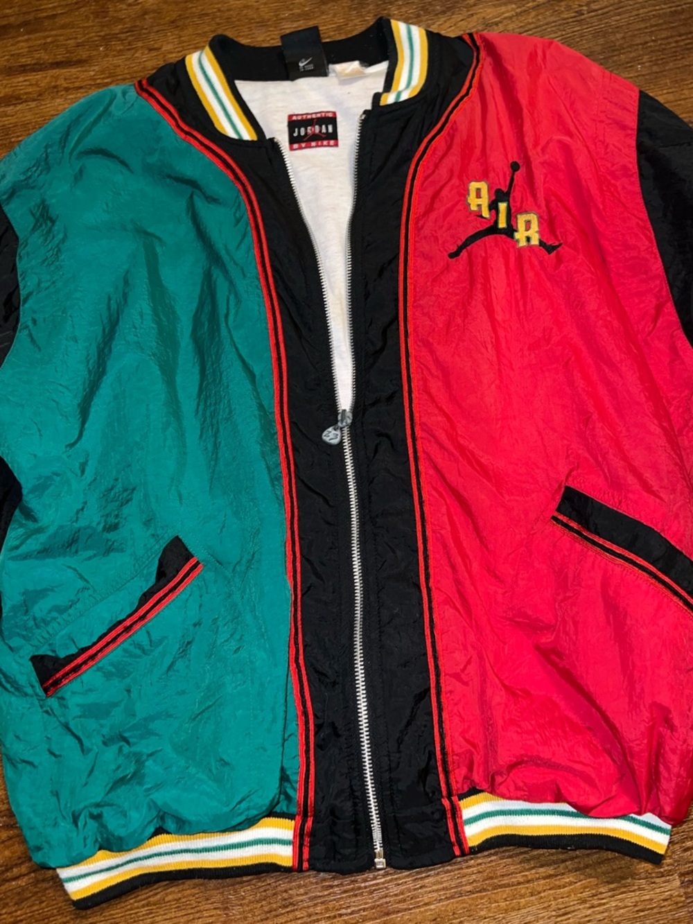 90s Rare Nike Air Jordan Black Red Green Bomber Zip Up Nylon Jacket Size XL - Picture 3 of 14